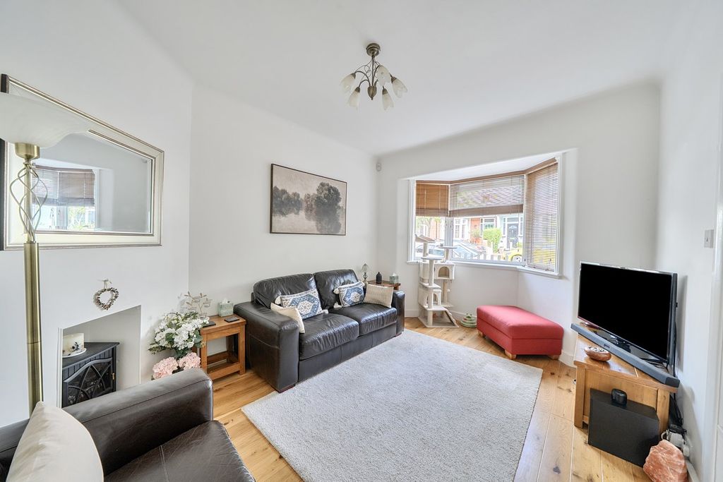 Property photo 2 of 14