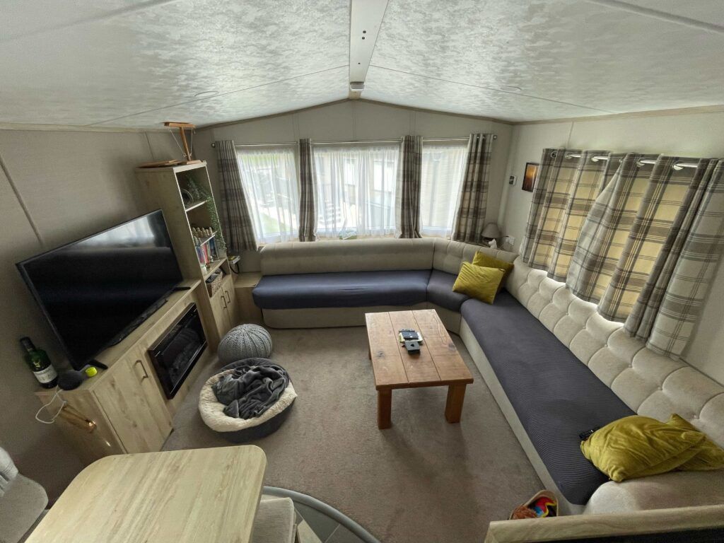 Property photo 2 of 7 2