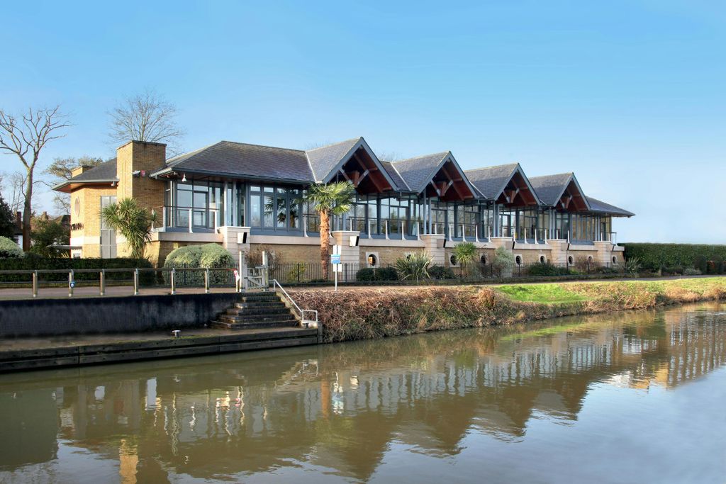 Property photo 1 of 8 Img_002.Jpg