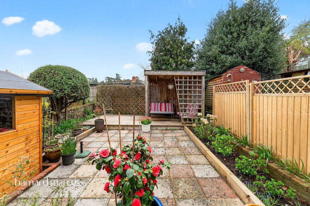 Property photo 2 of 9
