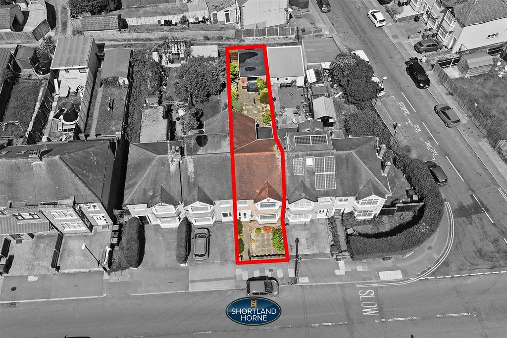 Property photo 2 of 28 Boundary