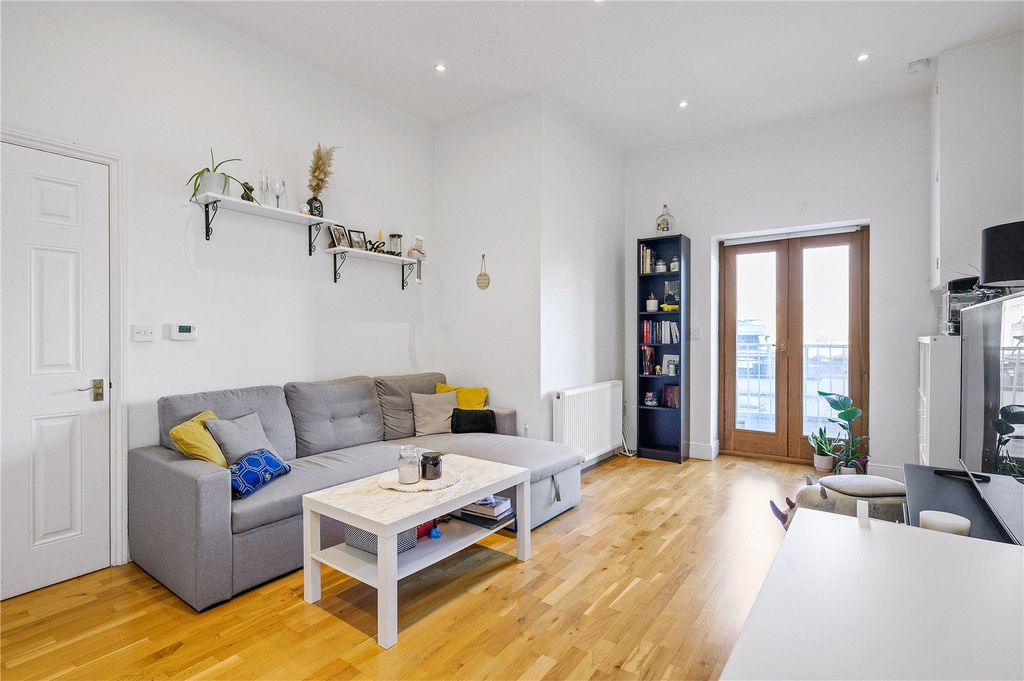 Property photo 1 of 14 Picture No. 02