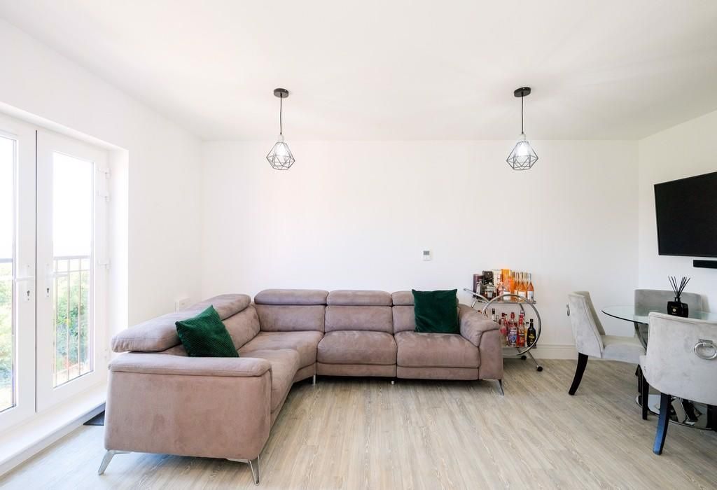 Property photo 3 of 18 Photo 3