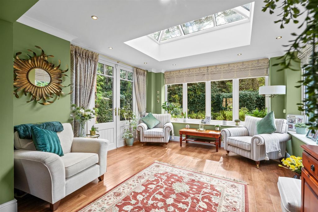 Property photo 3 of 71