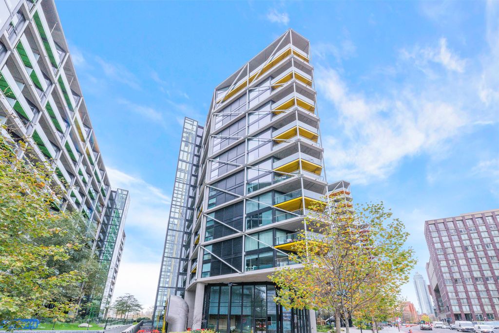 Property photo 3 of 33