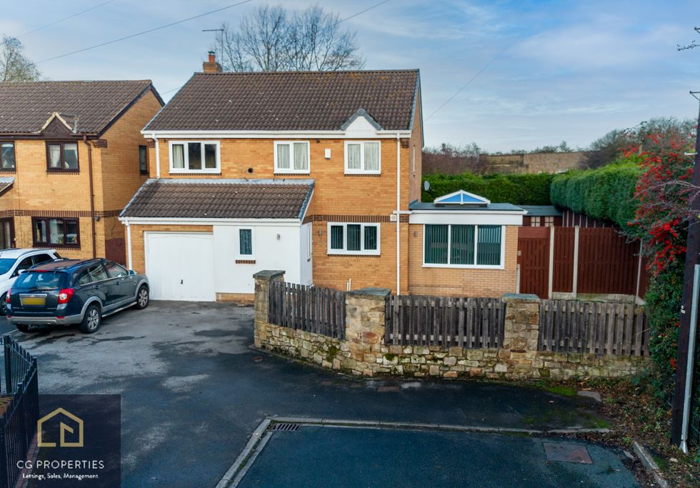 Property photo 1 of 32