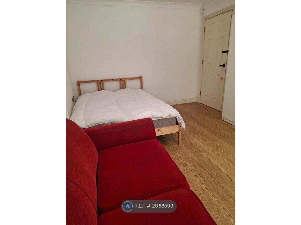 Property photo 2 of 4 Room 2