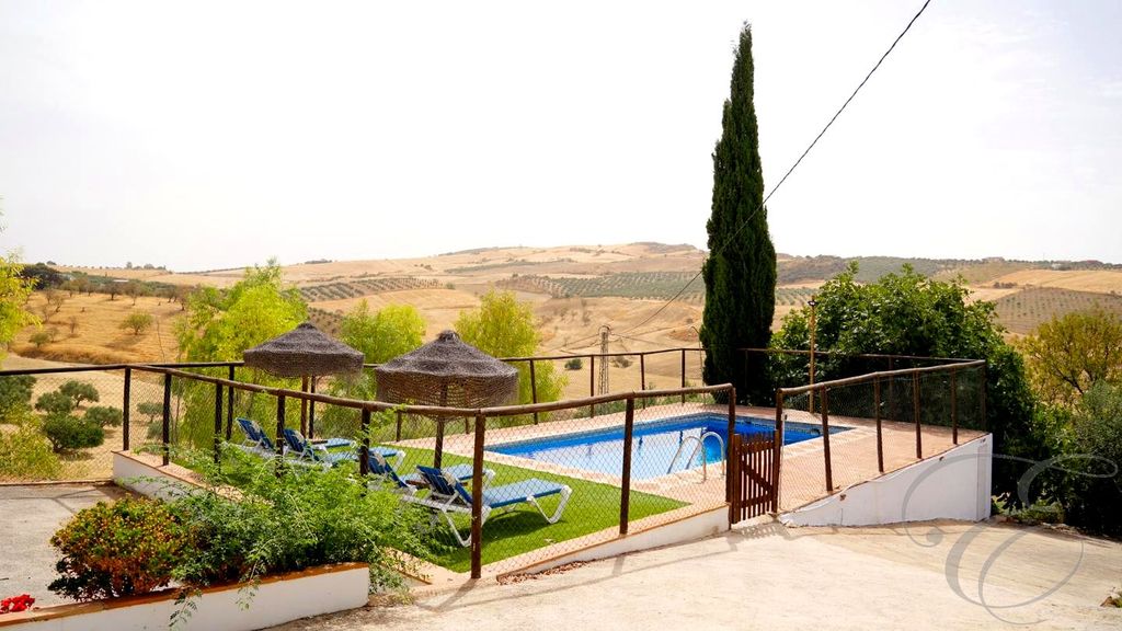 Property photo 3 of 22