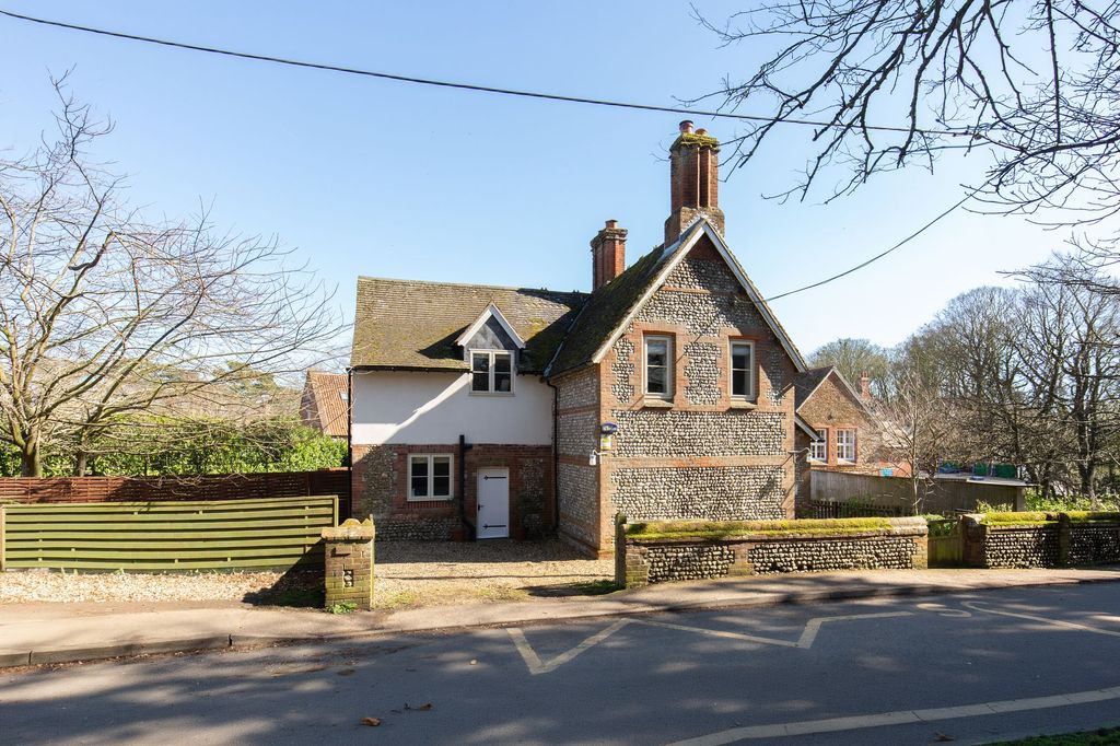 Property photo 1 of 19