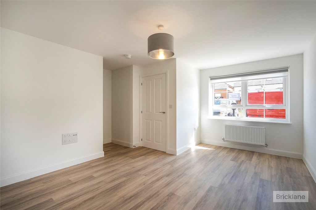 Property photo 2 of 13 Picture No. 01