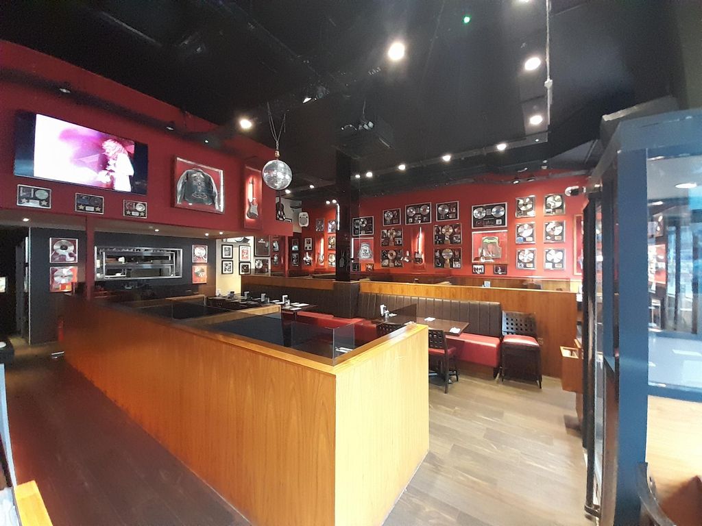 Property photo 3 of 7 Photo 2