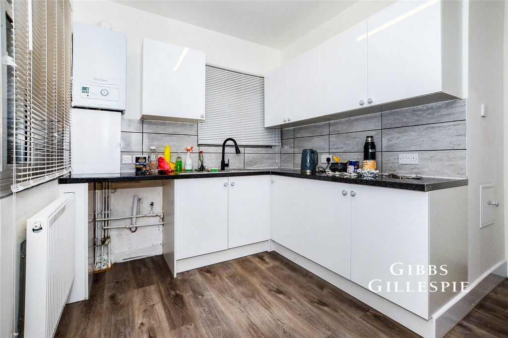 Property photo 3 of 11 Picture No. 08