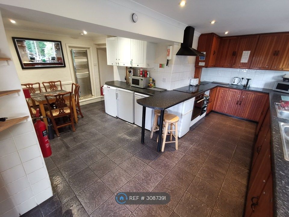 Property photo 3 of 9 There Is Fridge And Freezer Space For Each Room