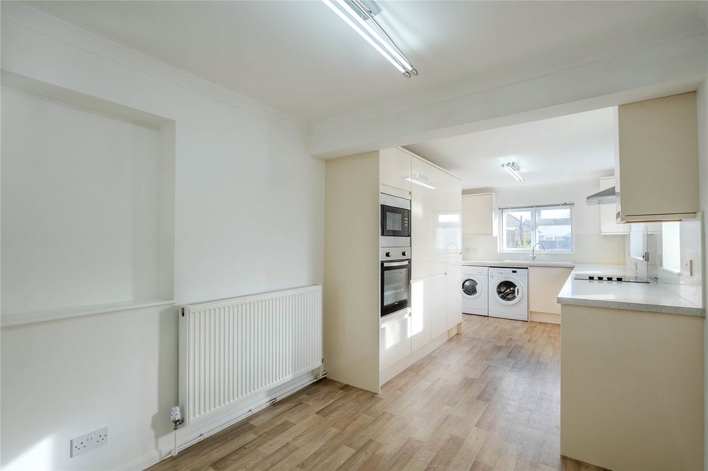 Property photo 3 of 14 Picture No. 09