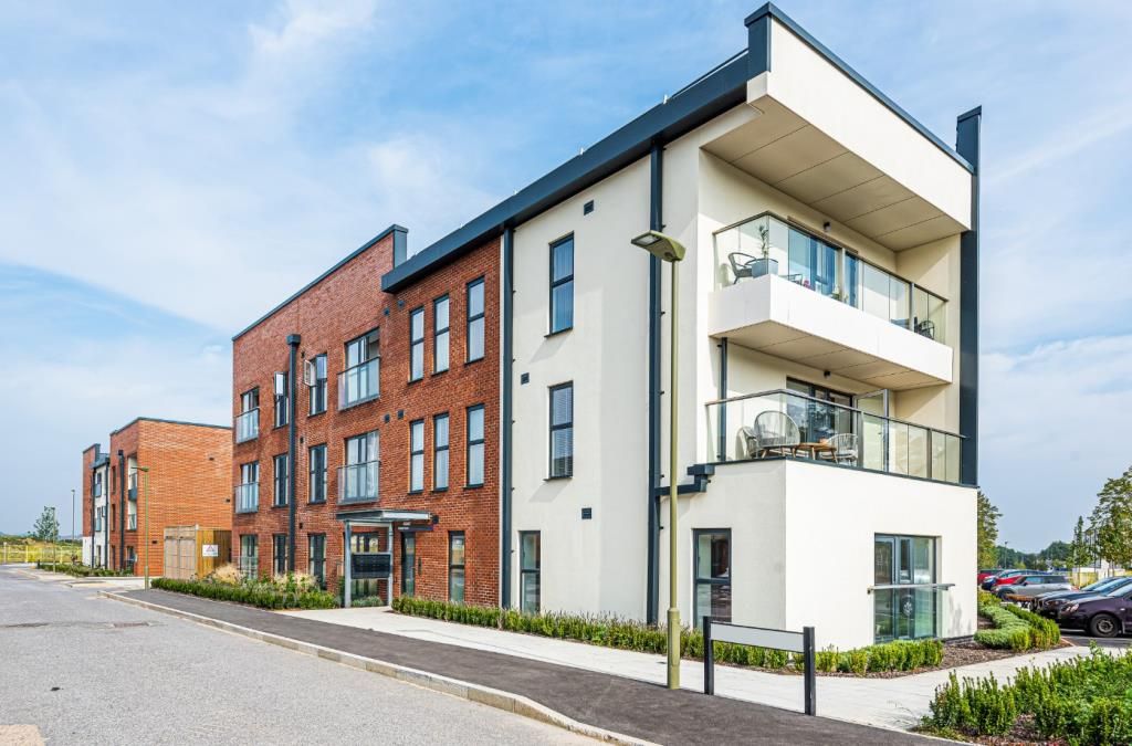 Property photo 1 of 11 External View