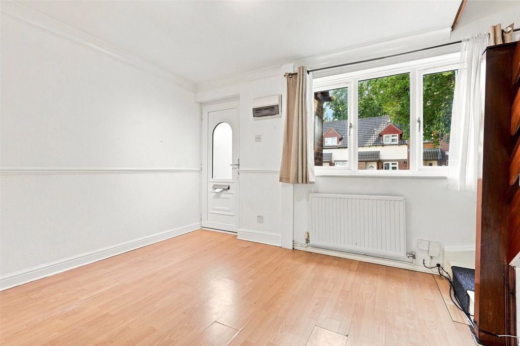 Property photo 2 of 14 Picture No. 09