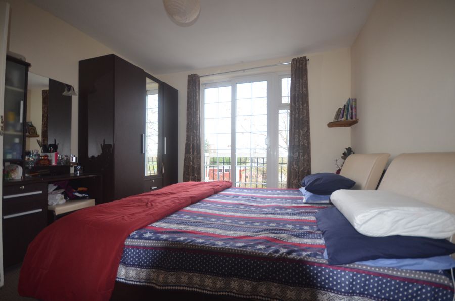 Property photo 3 of 8 One Bed Room