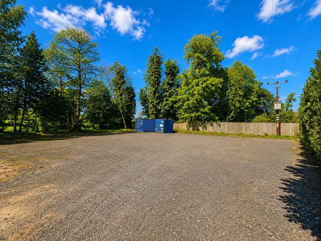 Property photo 3 of 4 Land