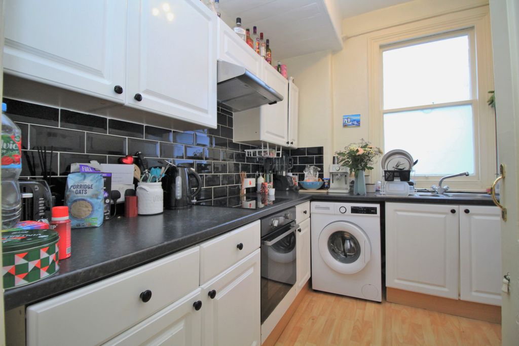 Property photo 2 of 12 23