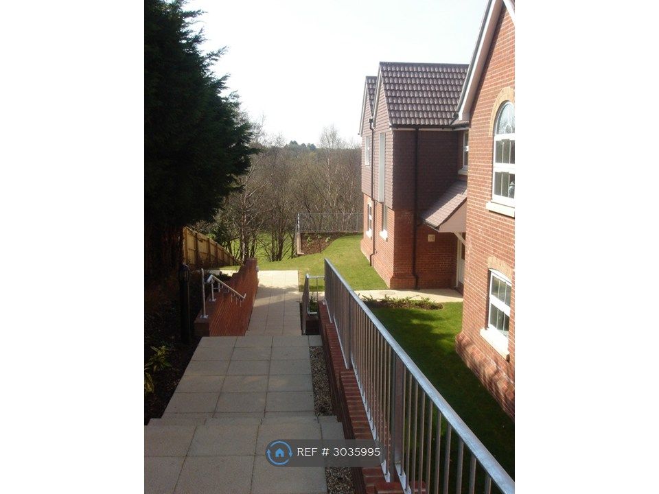 Property photo 3 of 22