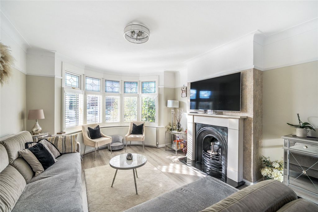 Property photo 2 of 17 Picture No. 12