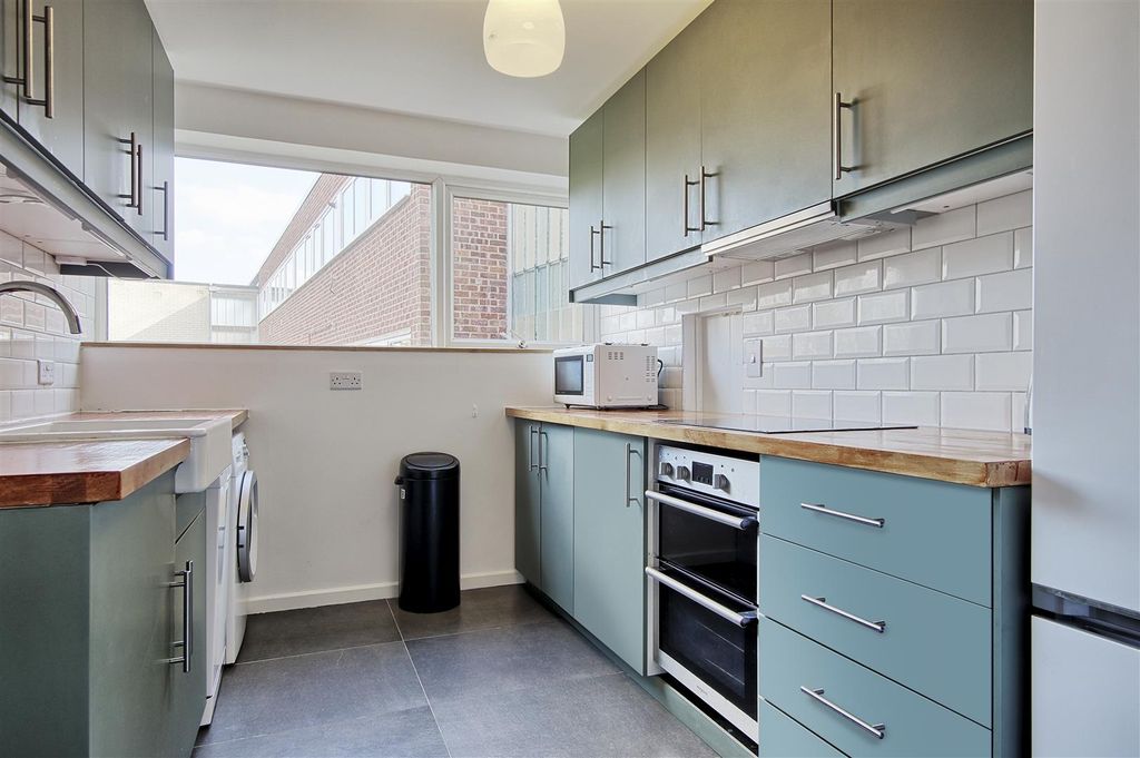Property photo 2 of 19 Kitchen 1.Jpg