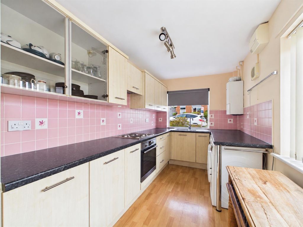 Property photo 3 of 15