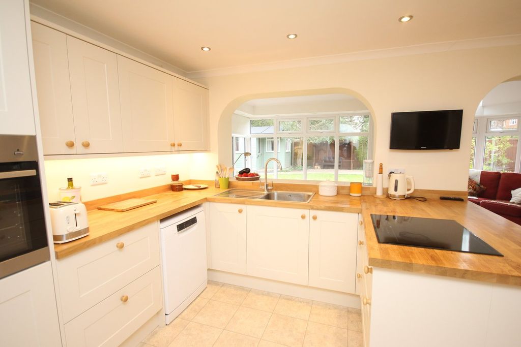 Additional image 14 of 4 bed detached house for saleFouracres, Letchworth Garden City SG6