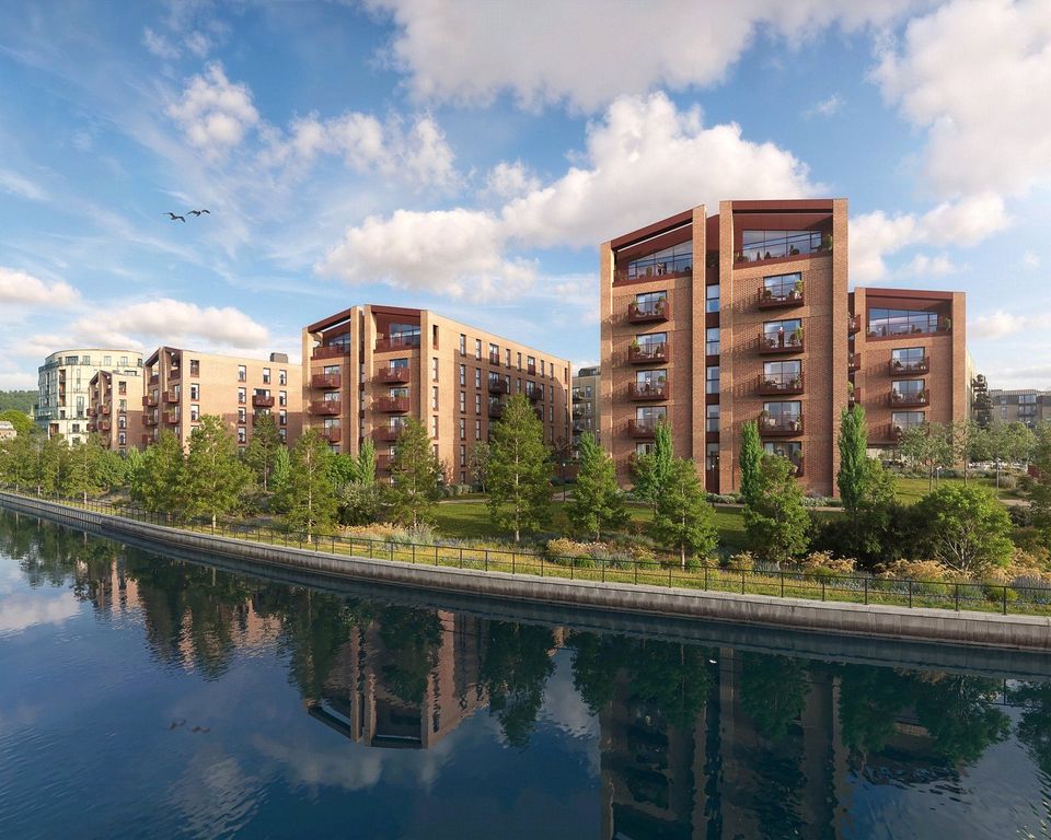 Property photo 1 of 10 One Waterside