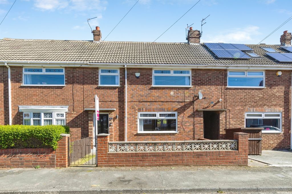 Property photo 1 of 18
