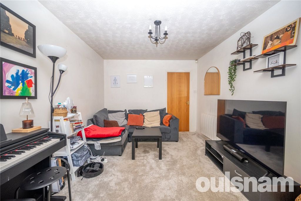 Property photo 3 of 10 Picture No. 06