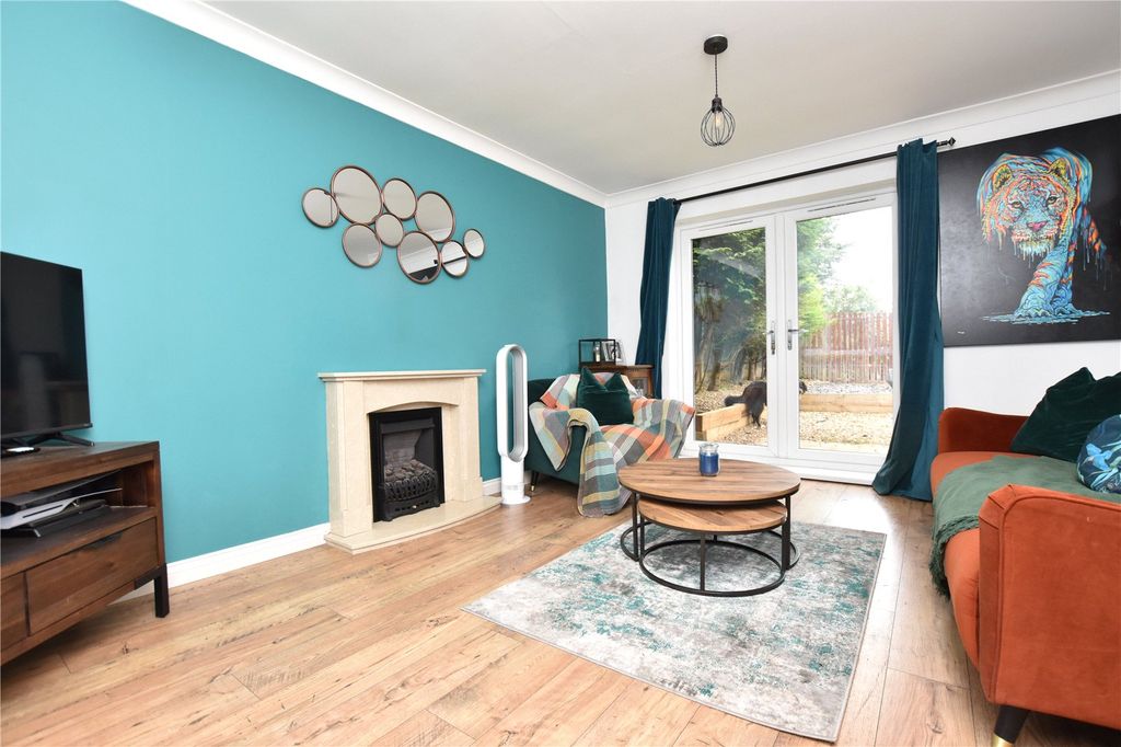 Property photo 2 of 21 Picture No. 04