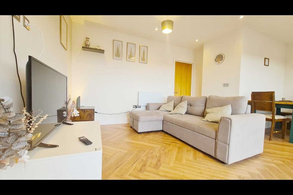 Property photo 1 of 13 Main Picture