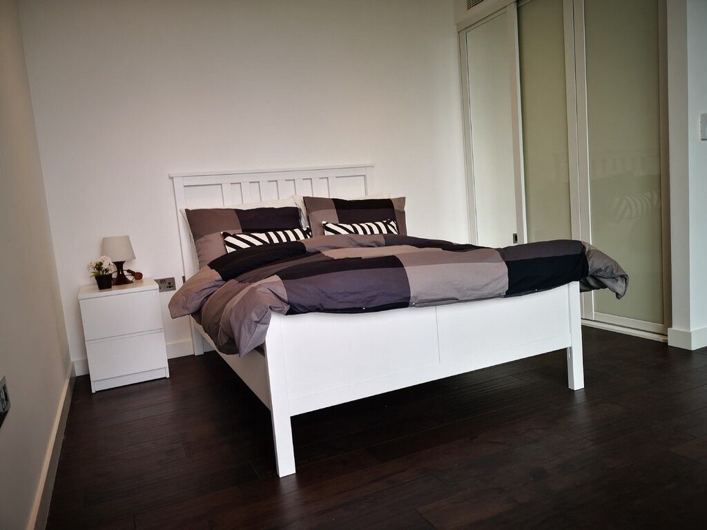 Property photo 2 of 12 Bedroom