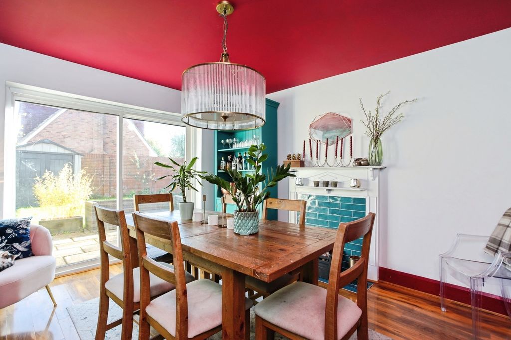 Property photo 3 of 13 Photo