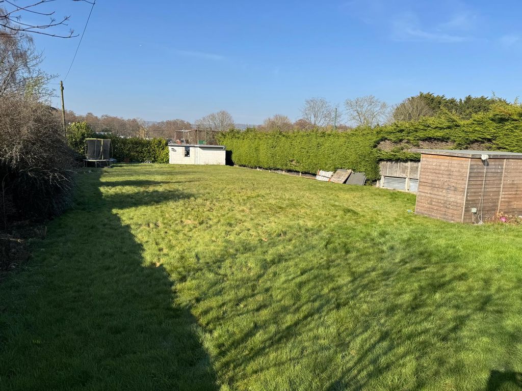 Property photo 2 of 17 Photo 2