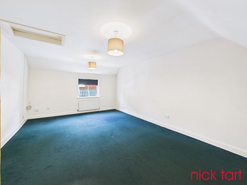 Property photo 3 of 9 Photo 1