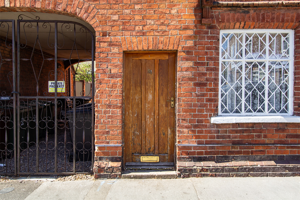 Property photo 2 of 26 Entrance