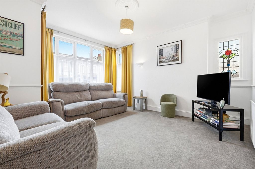 Property photo 2 of 19 Picture No. 09