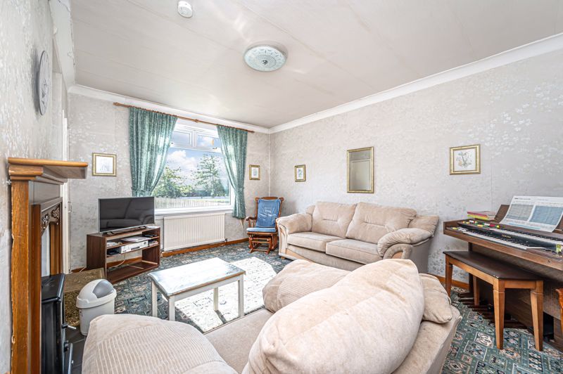 Property photo 2 of 15 Lounge