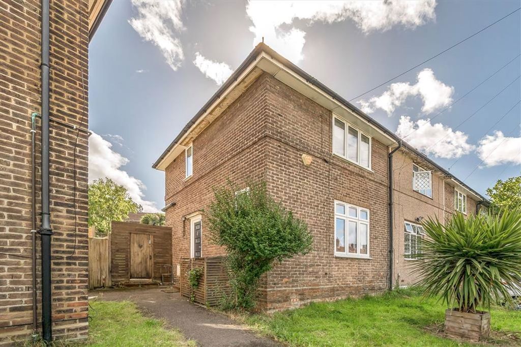 Property photo 1 of 8