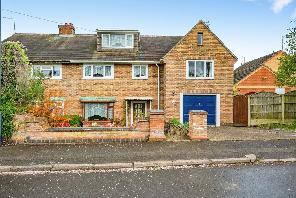 Property photo 1 of 19 Front