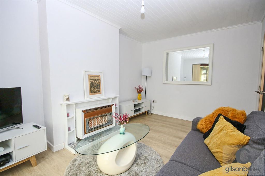 Property photo 3 of 12 Img_6040-2.Jpg