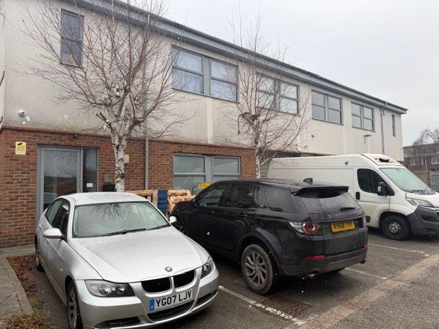 Property photo 1 of 17