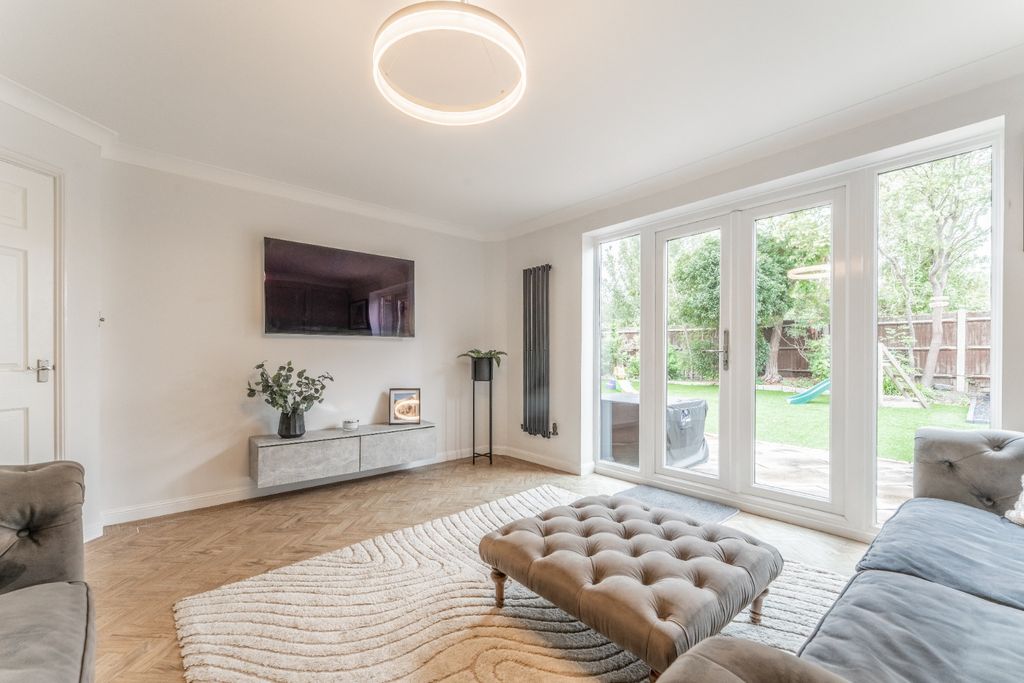 Property photo 3 of 29 3968203