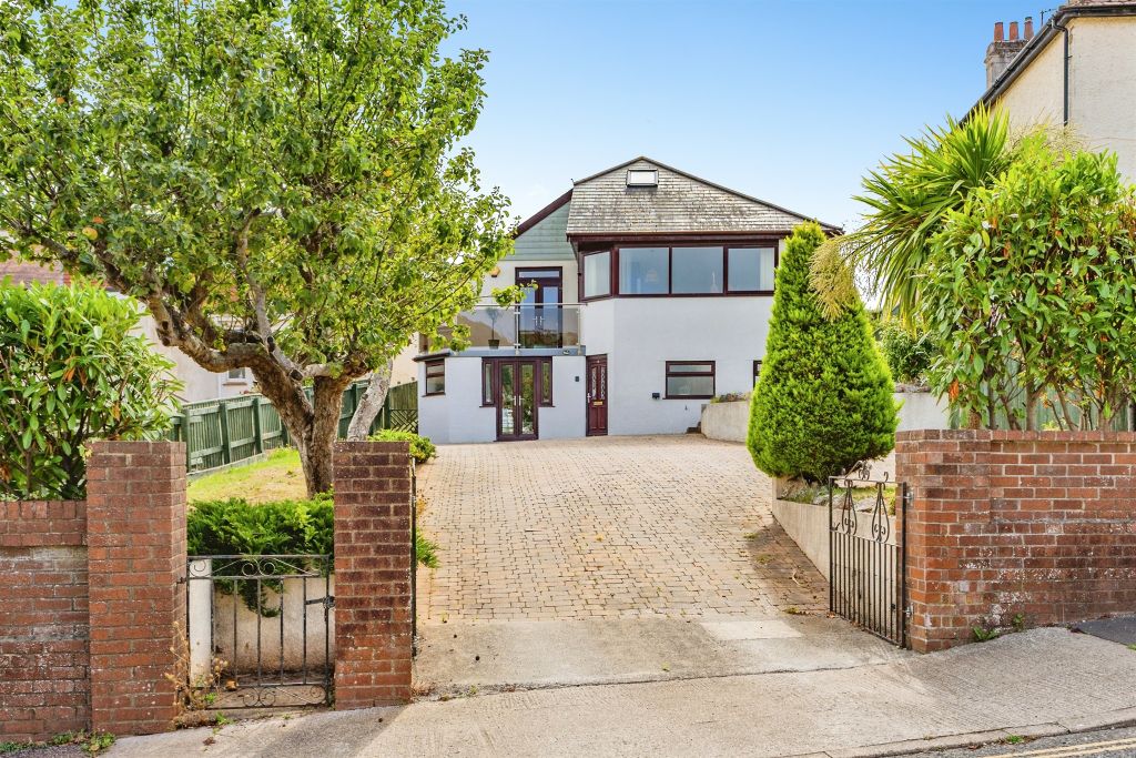 Property photo 1 of 47