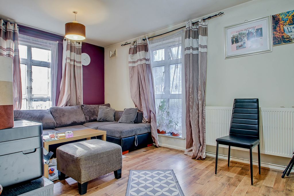 Property photo 2 of 5