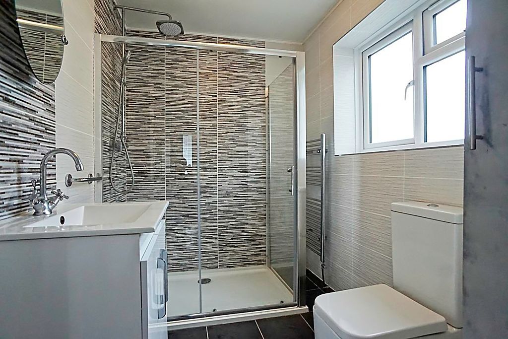 Property photo 3 of 12 Shower Room