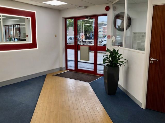 Property photo 2 of 10 Photo 12