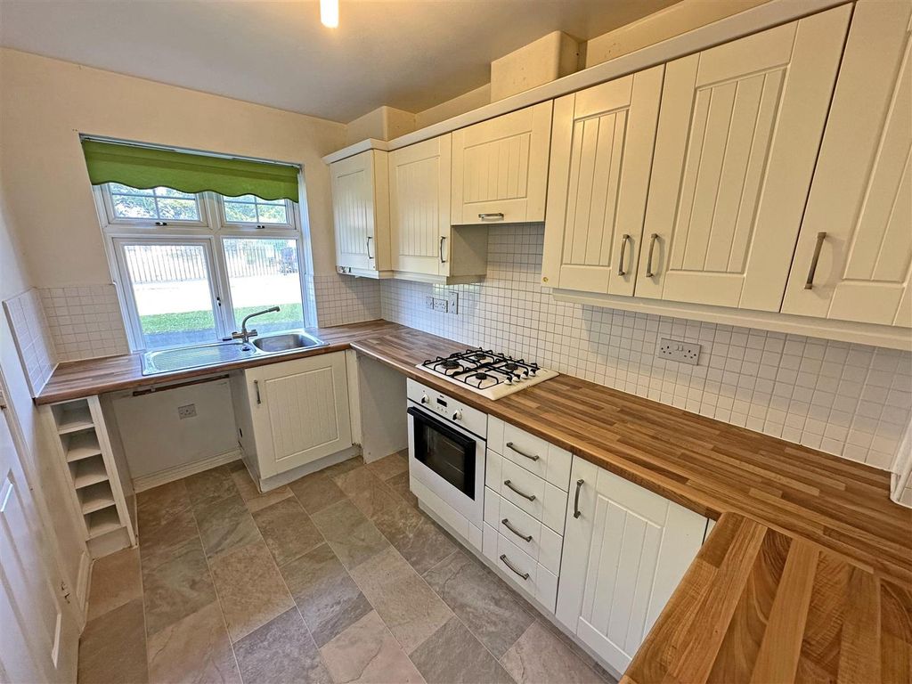 Property photo 3 of 11 Coach Lane Kitchen.Jpg